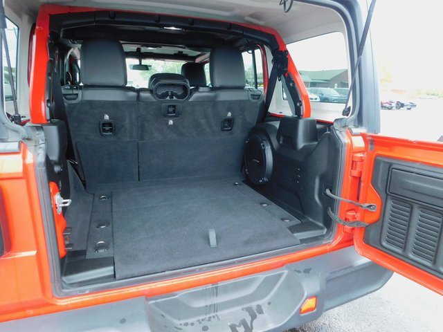 Used 2018 Jeep Wrangler Unlimited Rubicon w/ Dual Top Group image 11