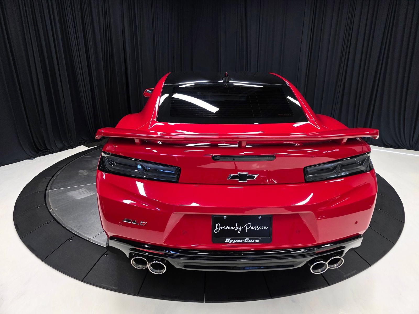 Used 2017 Chevrolet Camaro ZL1 RWD image 12
