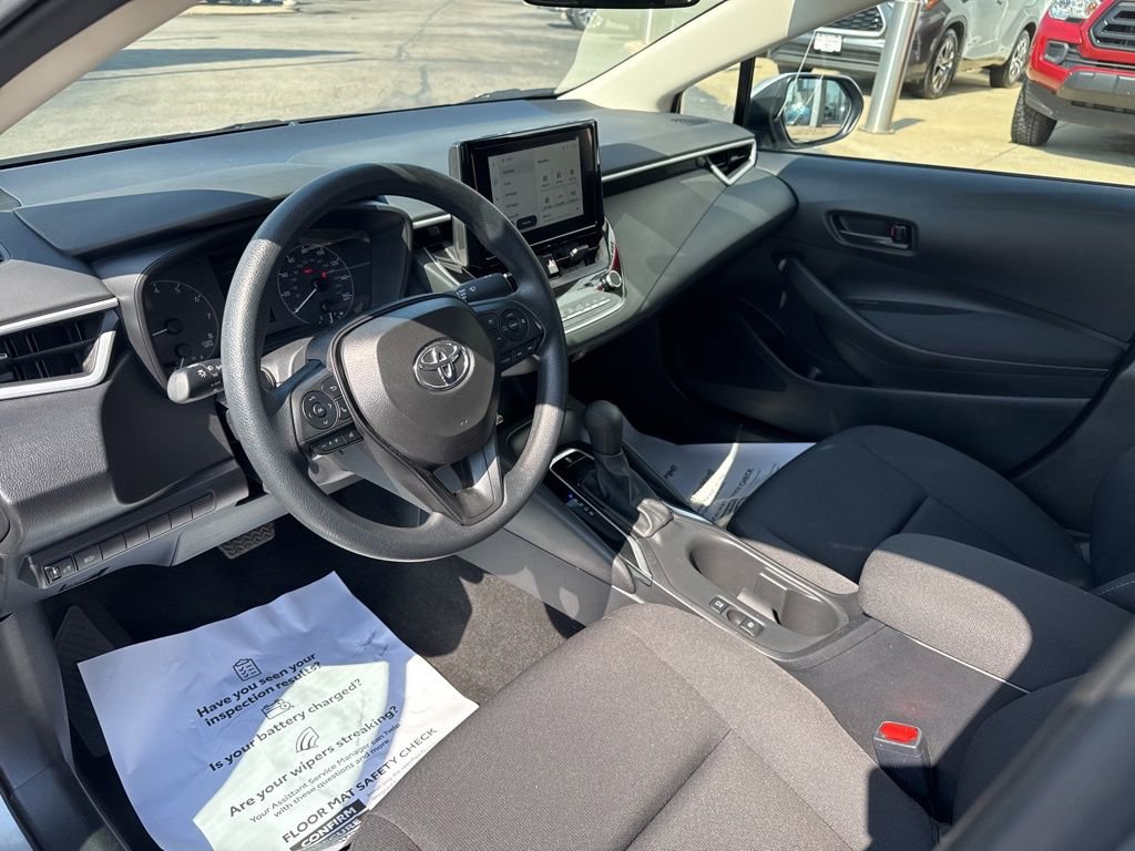 Certified 2025 Toyota Corolla LE image 14
