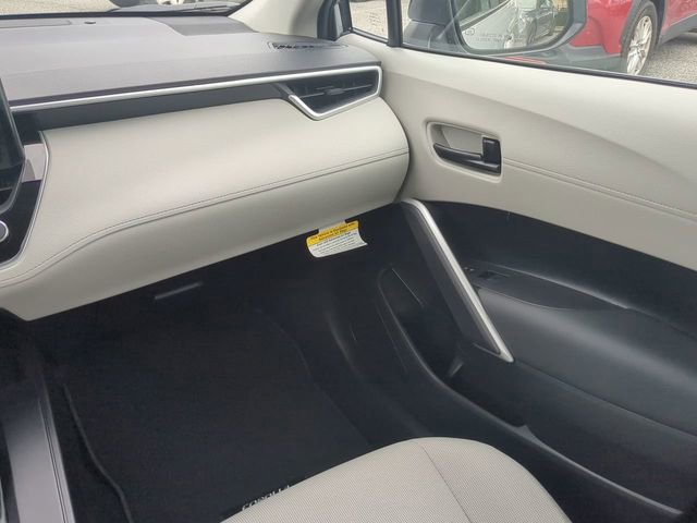 New 2026 Toyota Corolla Cross LE FWD image 17