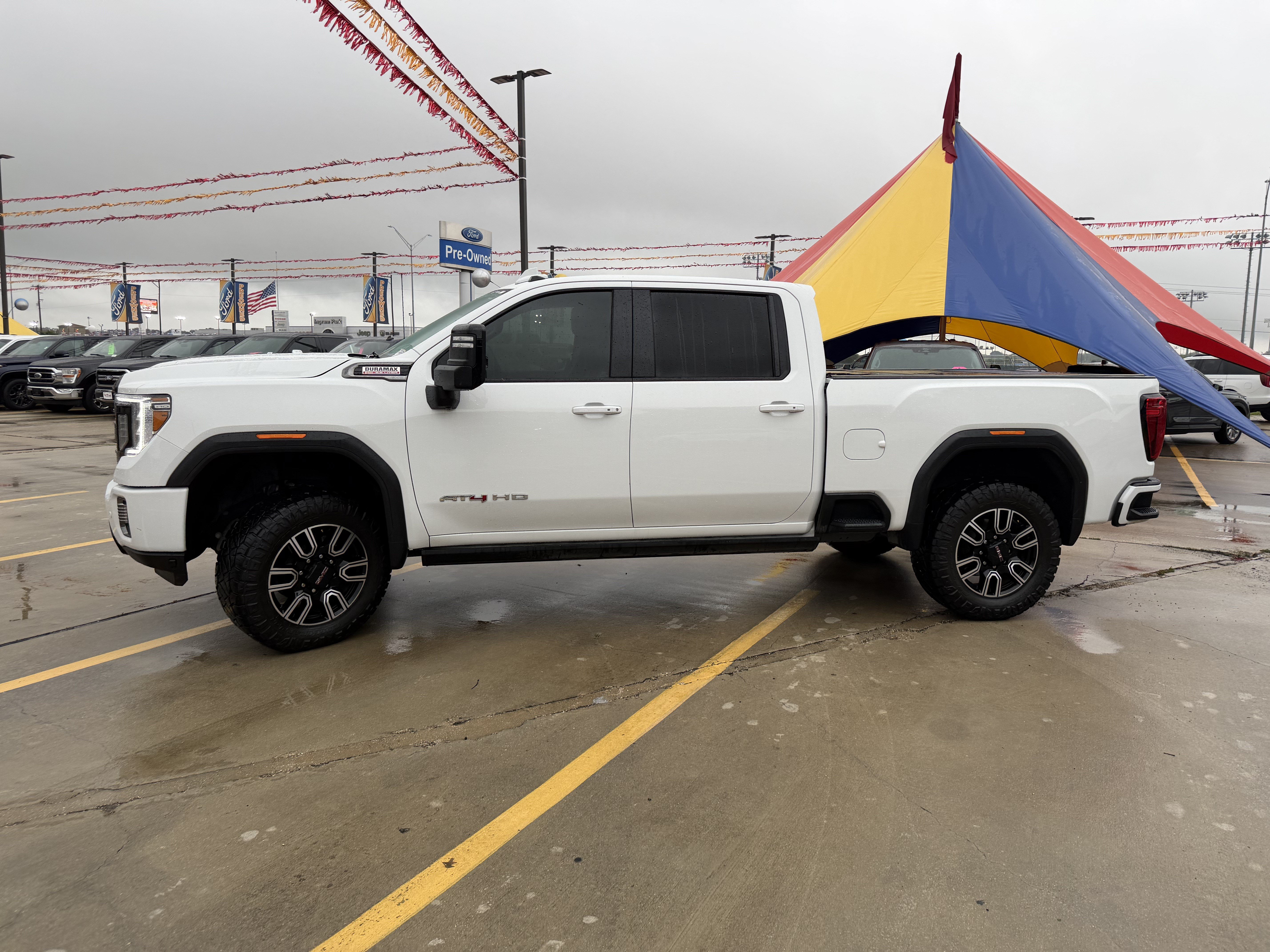 Used 2023 GMC Sierra 2500 AT4 w/ AT4 Premium Plus Package AWD/4WD image 12