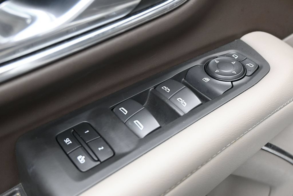 Used 2024 Chevrolet Tahoe LT RWD image 38