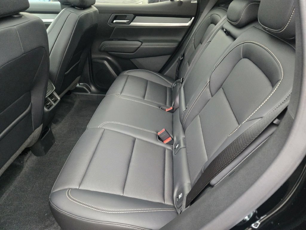 New 2027 GMC Terrain Elevation w/ Elevation Premium Package AWD/4WD image 26