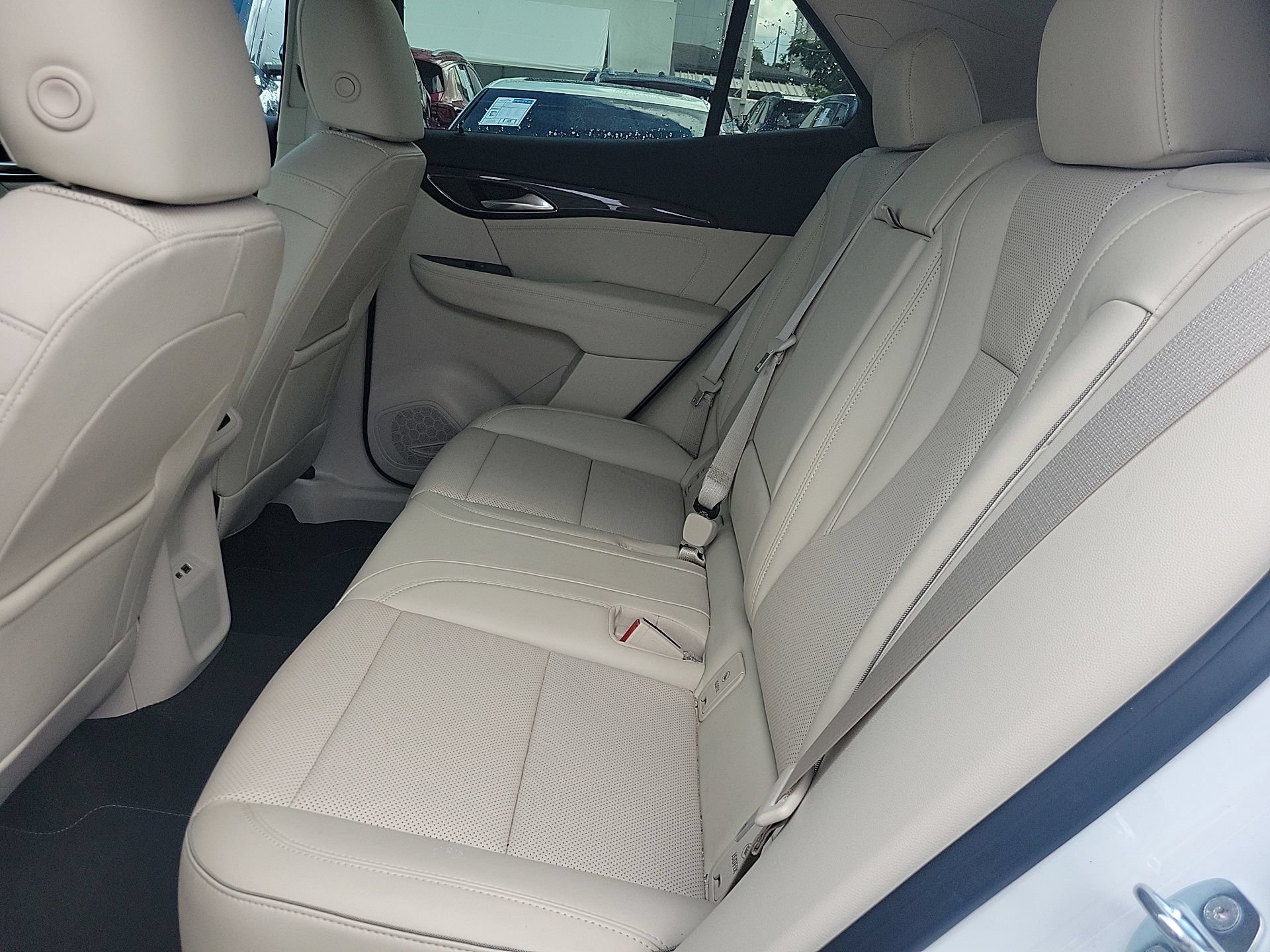Used 2023 Buick Envision Essence AWD/4WD image 15