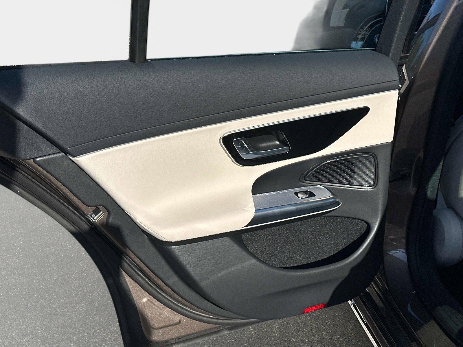 New 2026 Mercedes-Benz E 350 Sedan image 12