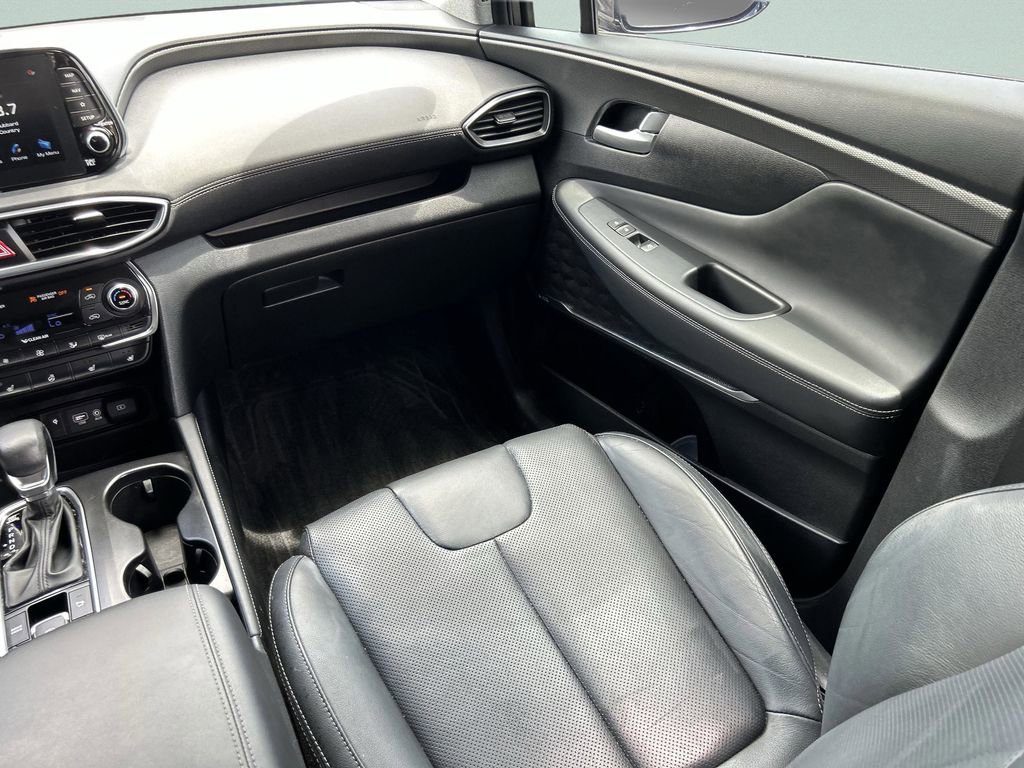 Used 2019 Hyundai Santa Fe FWD image 18