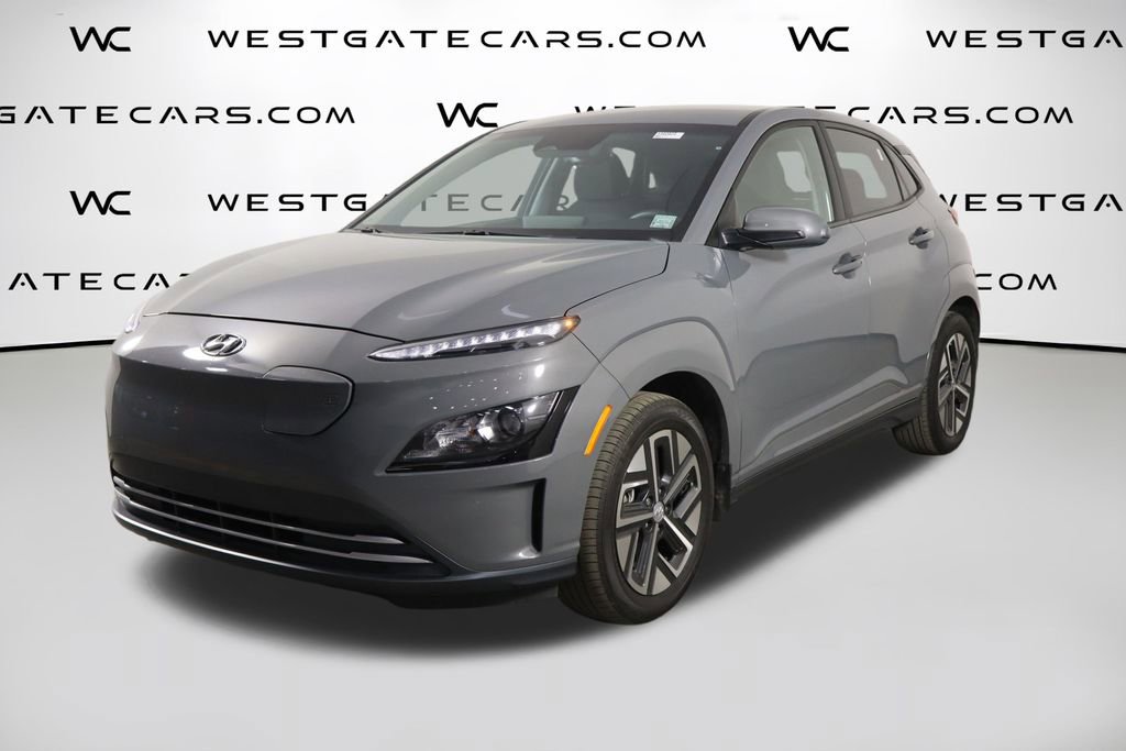 Used 2023 Hyundai Kona SE image 1