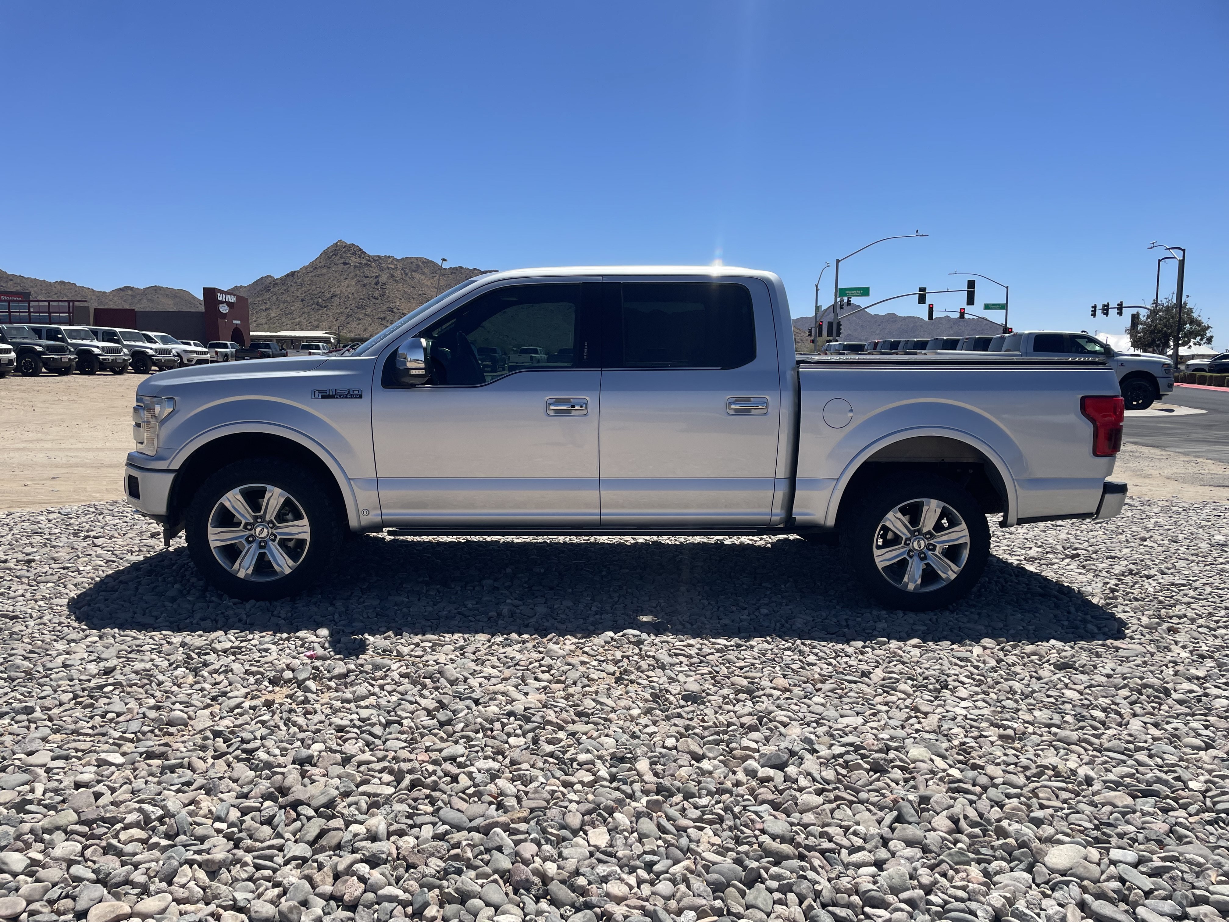 Used 2018 Ford F150 Platinum w/ Equipment Group 701A Luxury AWD/4WD image 2