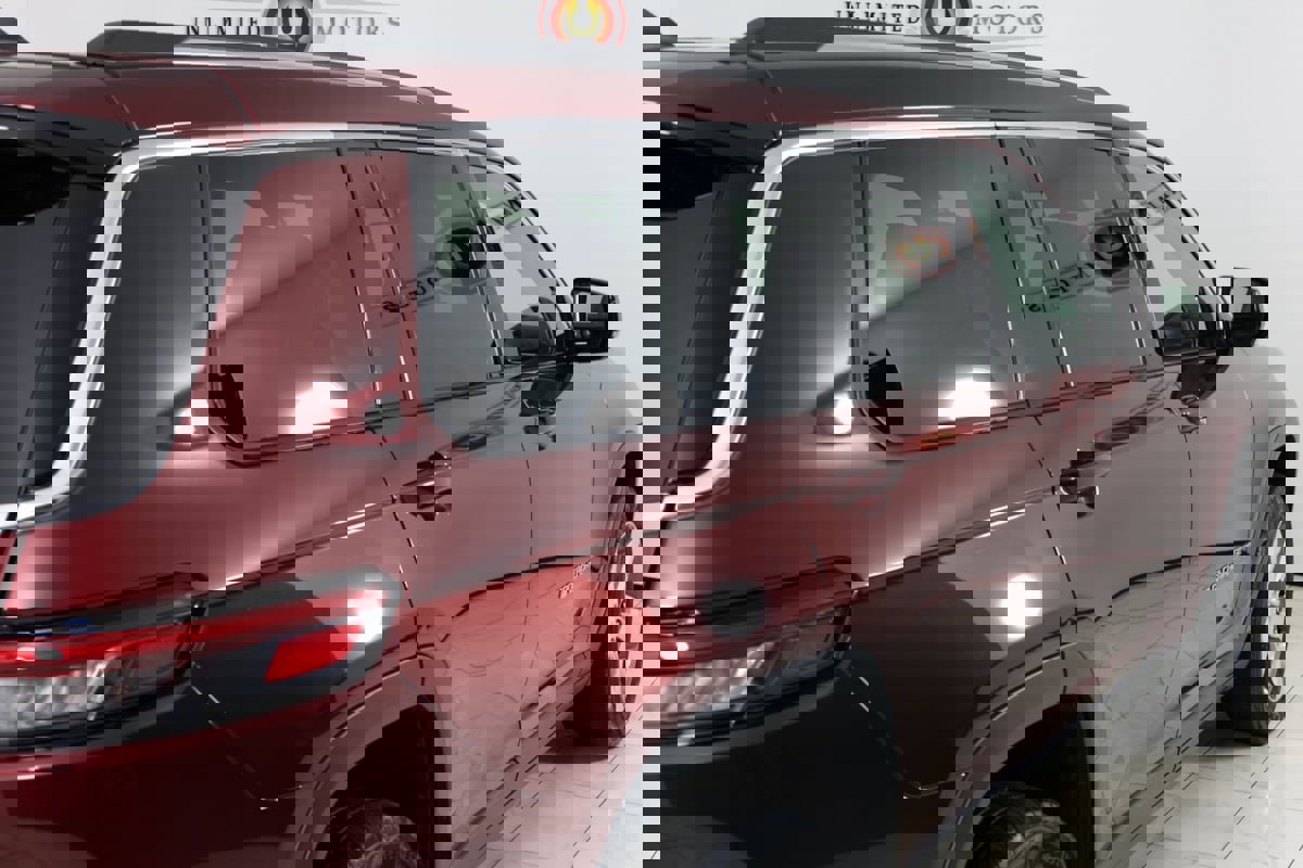 Used 2022 Jeep Grand Cherokee L Limited image 46