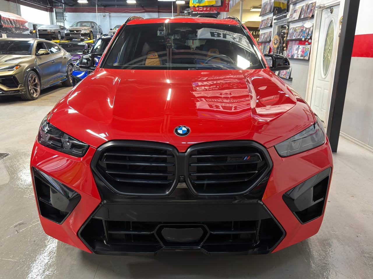 Used 2024 BMW X5 M Competition w/ Executive Package image 2