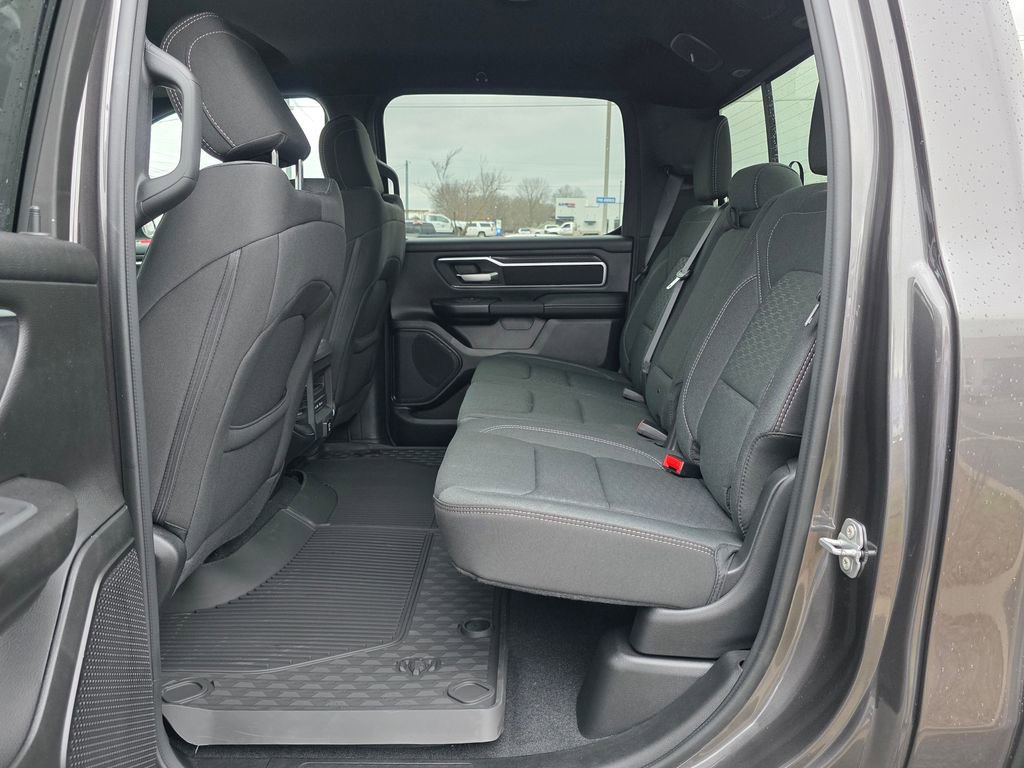 New 2026 RAM 1500 4x4 Crew Cab image 28