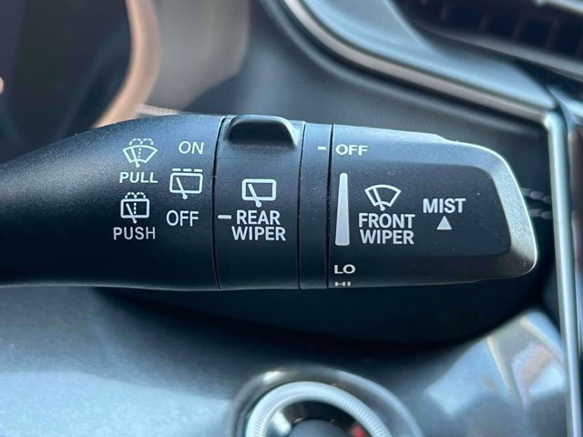 Certified 2022 Jeep Grand Cherokee L Laredo w/ Luxury Tech Group I AWD/4WD image 24