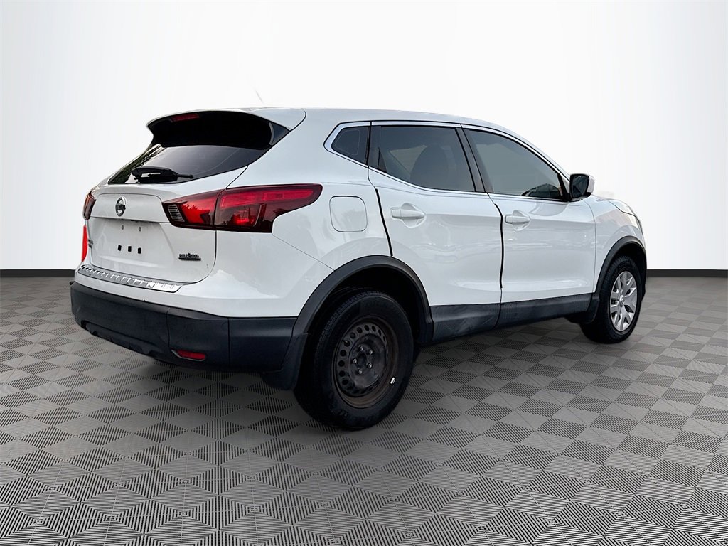 Used 2019 Nissan Rogue Sport S image 6