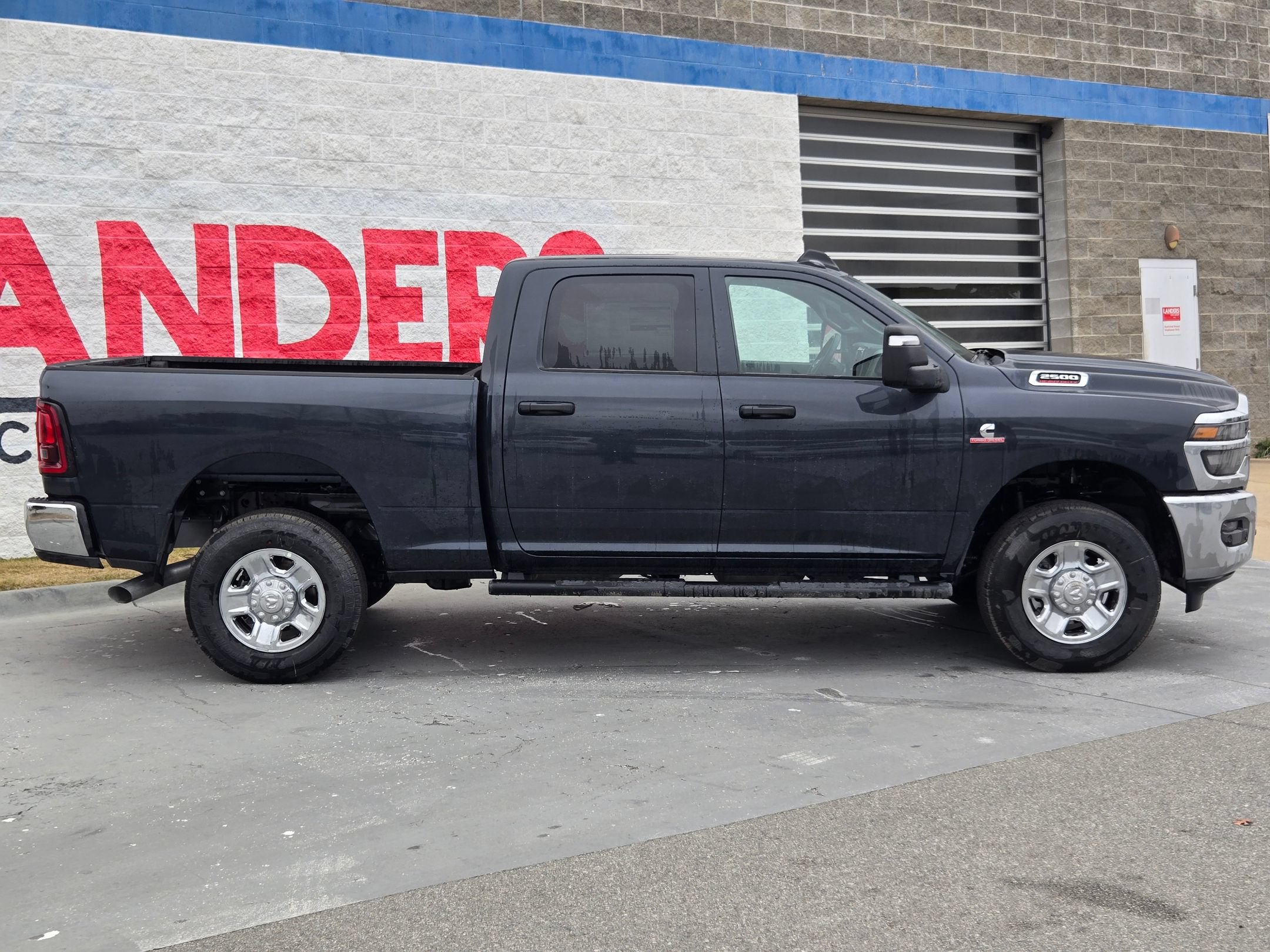 New 2026 RAM 2500 Tradesman AWD/4WD image 8