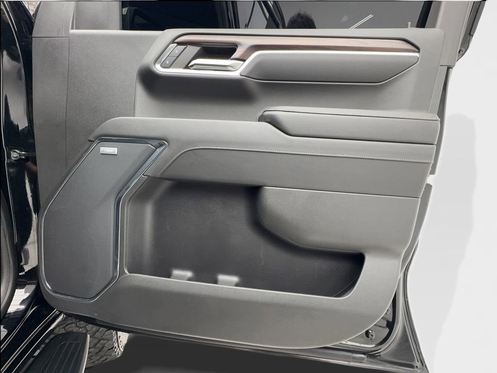 Used 2024 GMC Sierra 1500 SLT AWD/4WD image 35