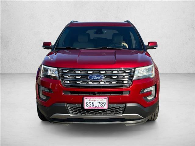 Used 2017 Ford Explorer Limited w/ Equipment Group 301A FWD image 2