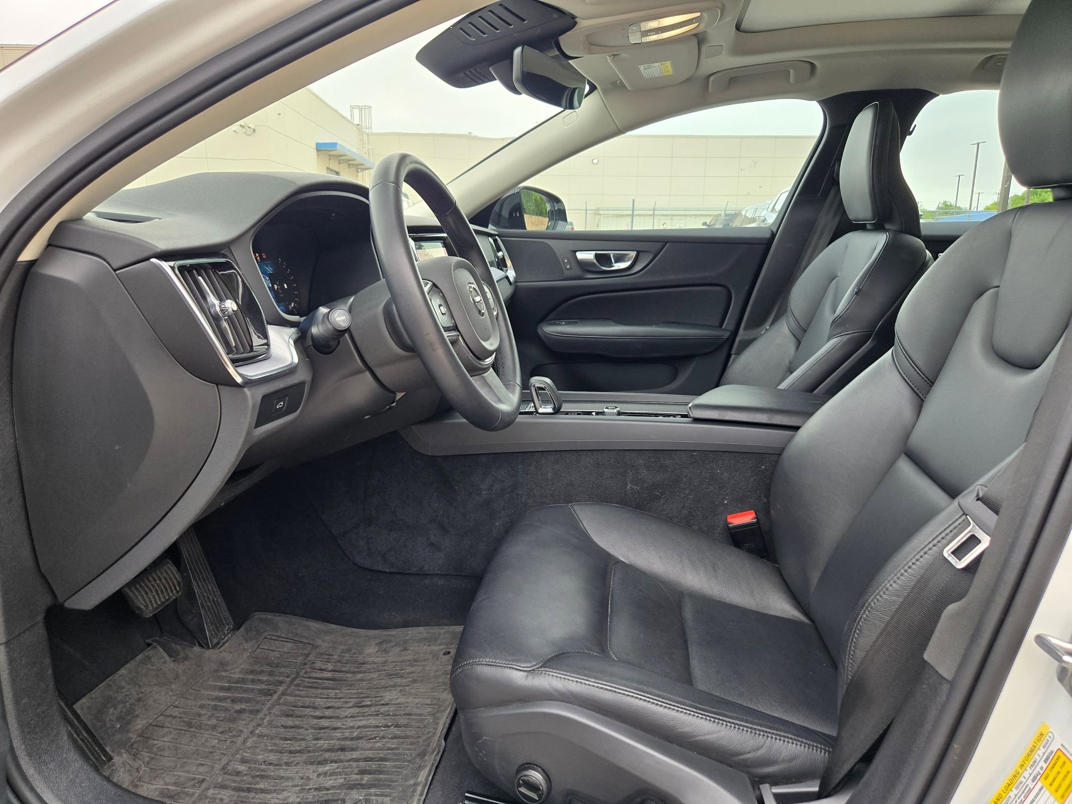Used 2024 Volvo S60 B5 Core AWD/4WD image 9