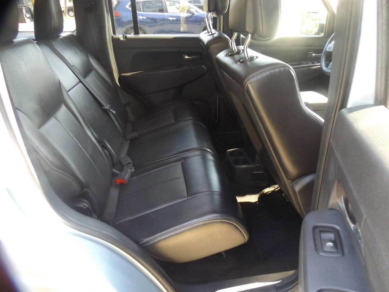 Used 2012 Jeep Liberty Sport image 16