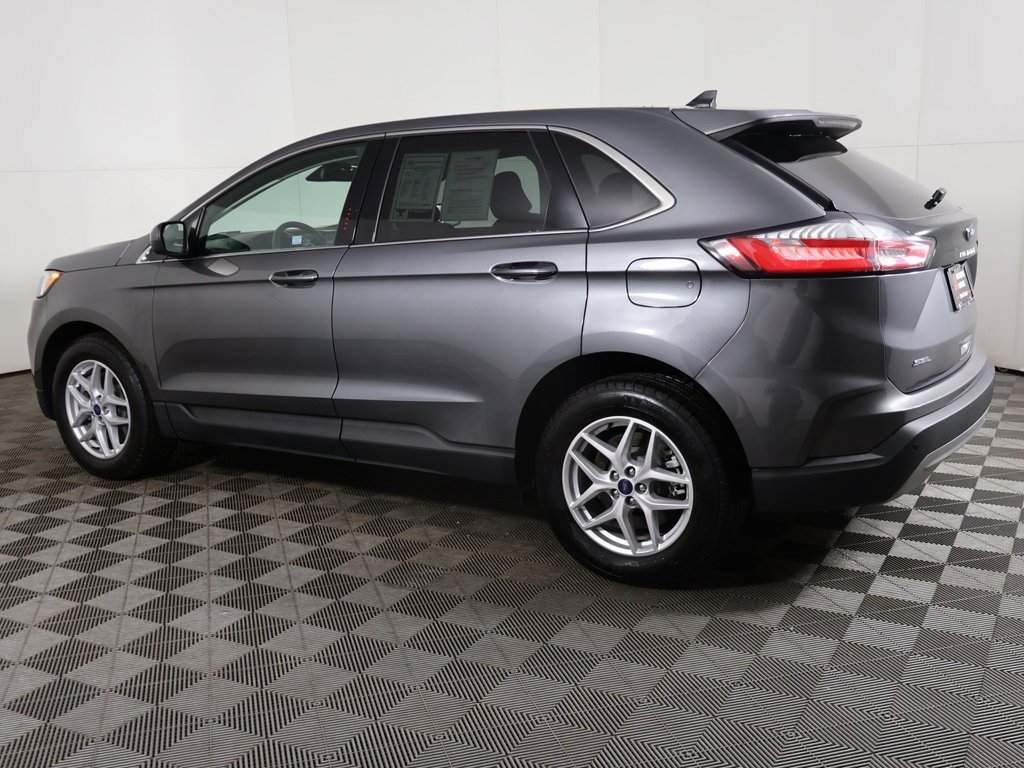 Used 2022 Ford Edge SEL w/ Convenience Package image 13