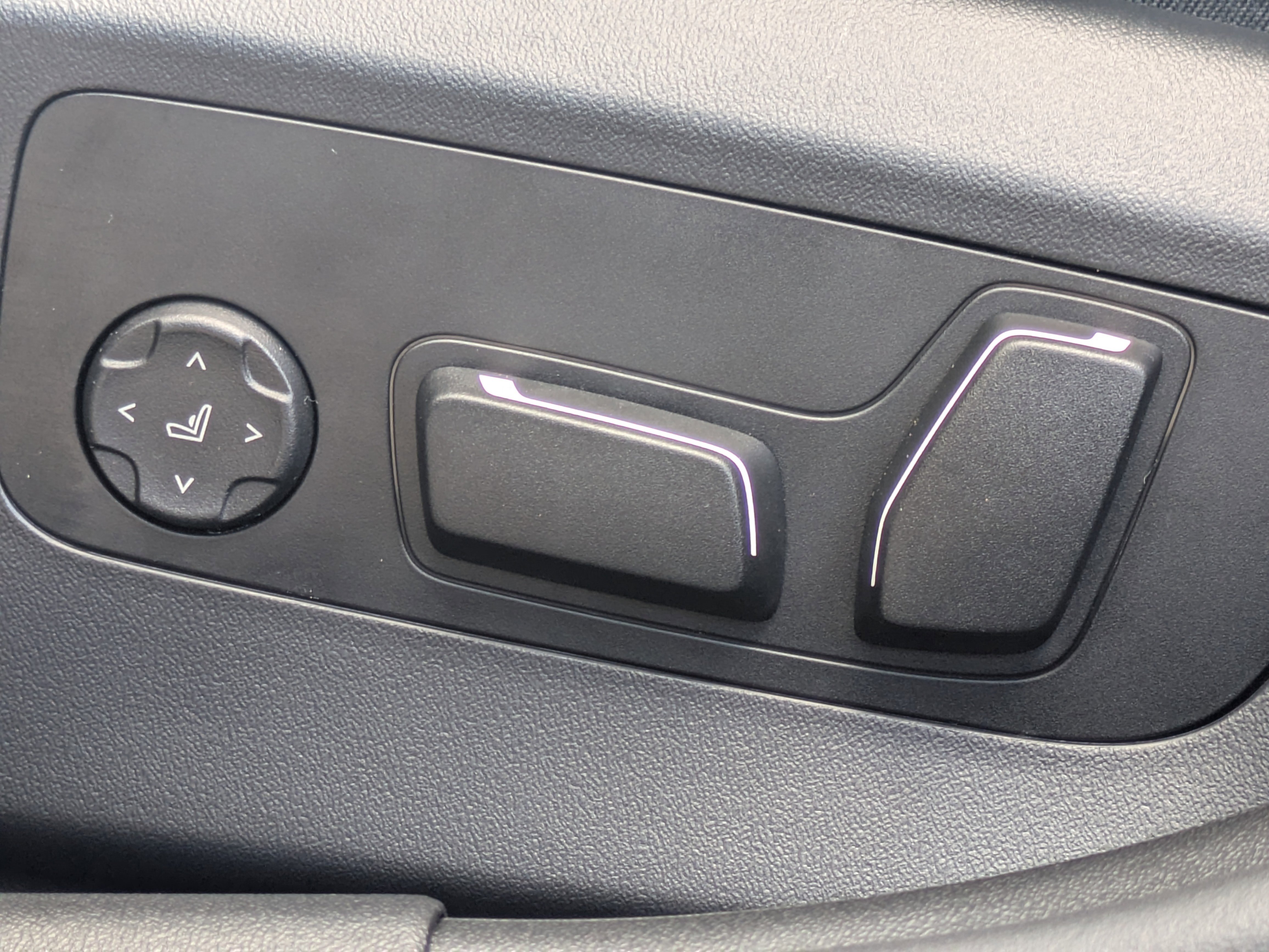 Used 2026 BMW 530i w/ M Sport Package image 21