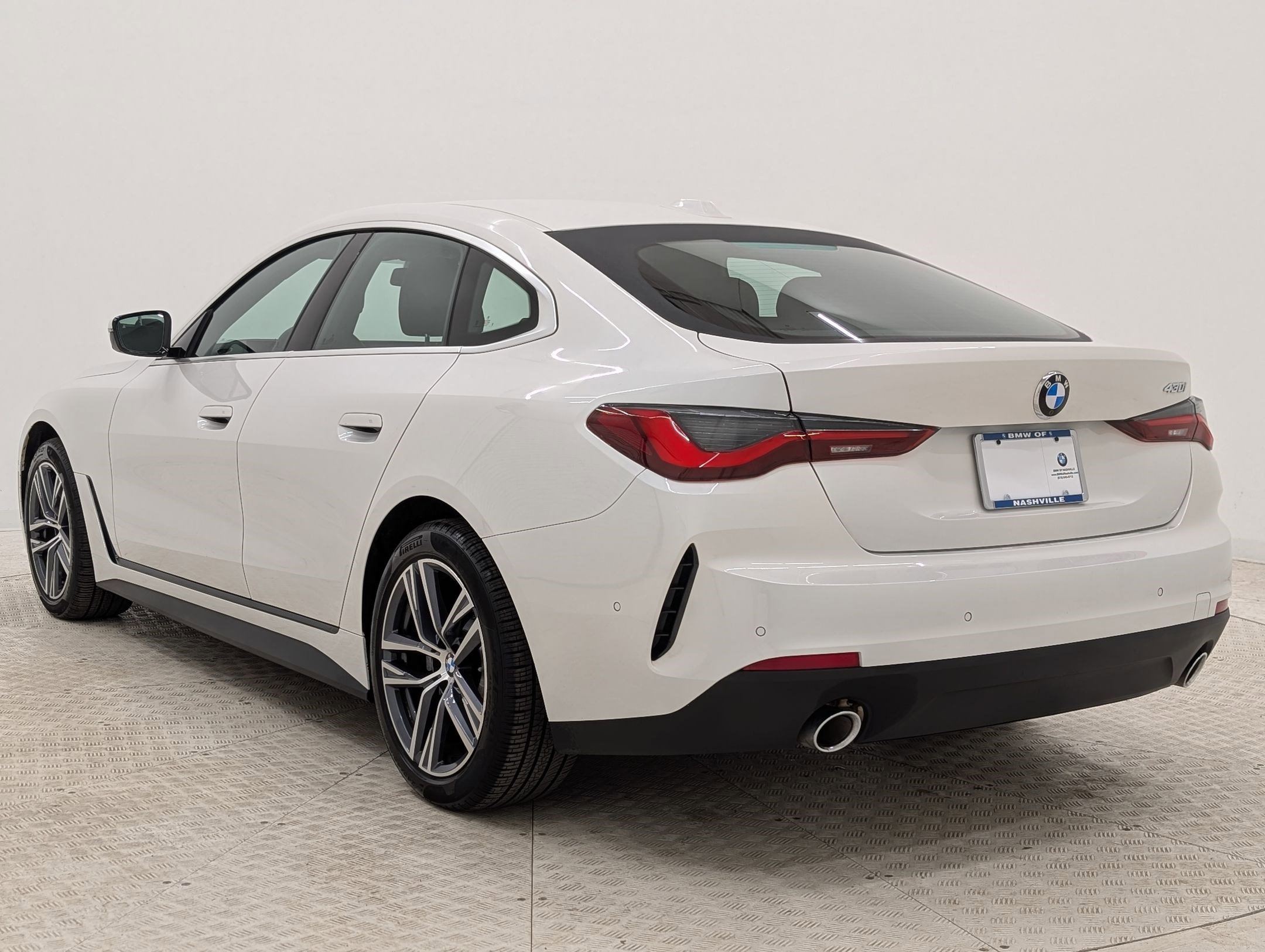 Certified 2025 BMW 430i w/ Premium Package image 3