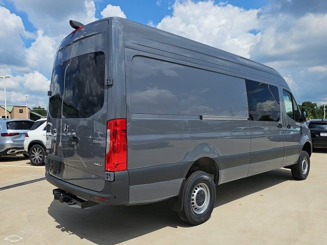 New 2025 Mercedes-Benz Sprinter 2500 image 4