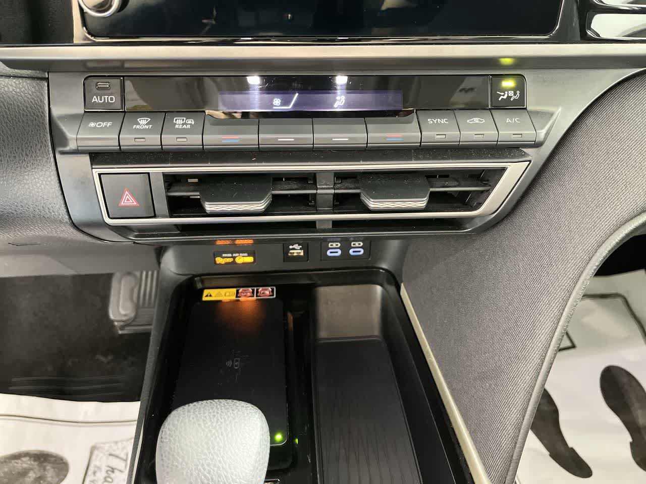 Used 2025 Toyota Camry LE FWD image 20