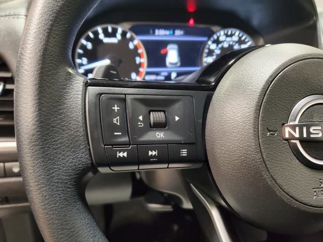 Used 2022 Nissan Rogue SV image 24
