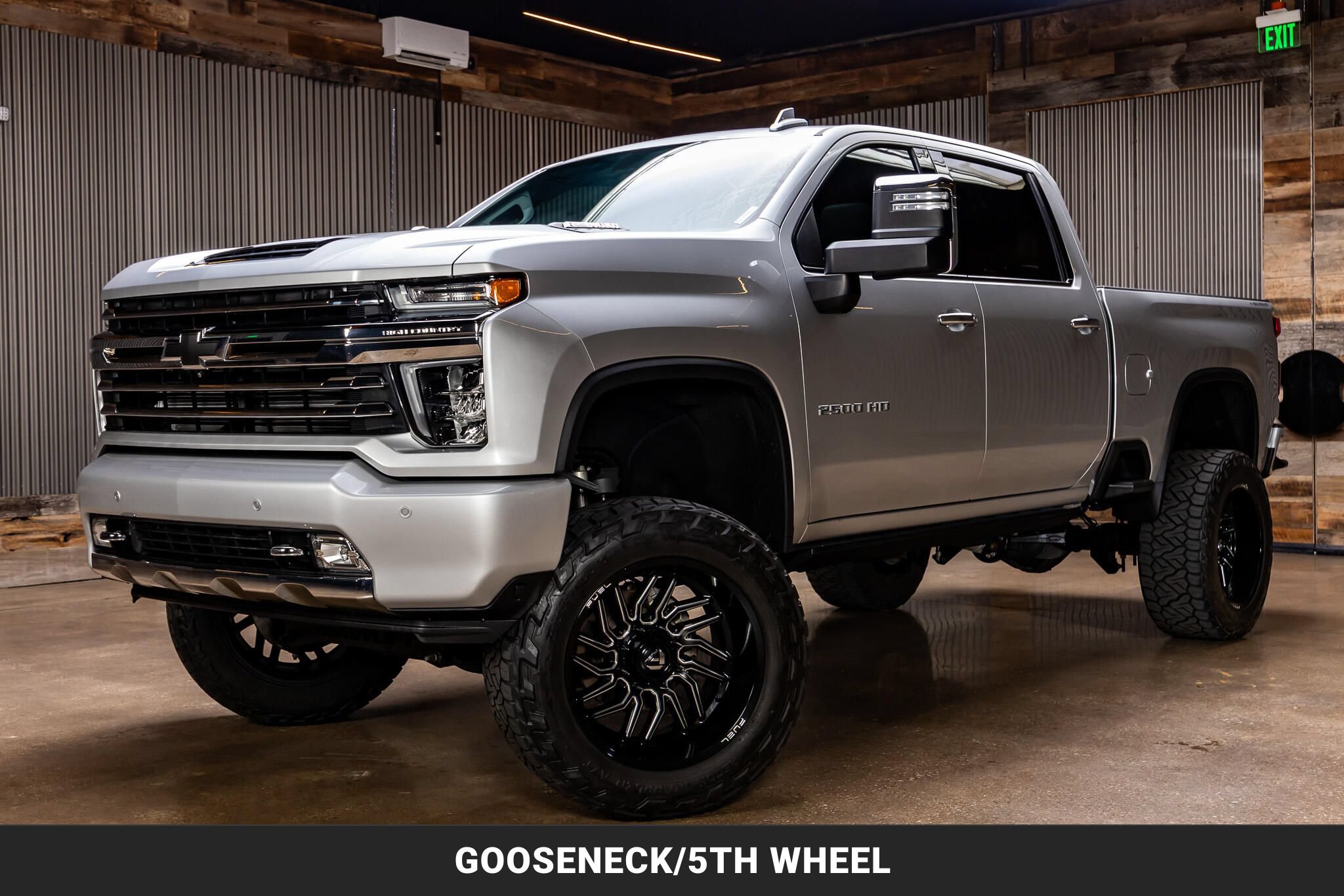Used 2023 Chevrolet Silverado 2500 High Country AWD/4WD image 4