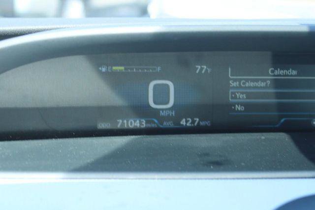 Certified 2022 Toyota Prius Limited FWD image 18