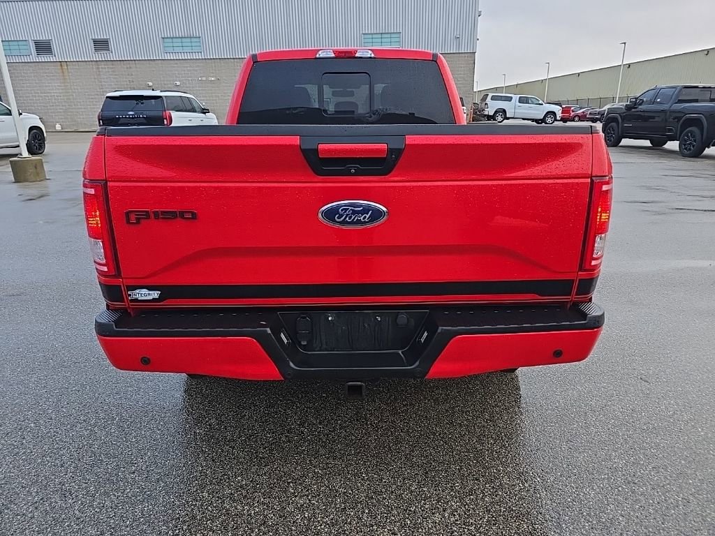 Used 2016 Ford F150 XLT w/ Equipment Group 302A Luxury AWD/4WD image 4