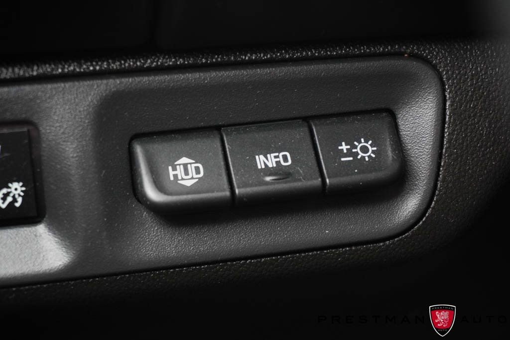 Used 2023 GMC Acadia AT4 w/ Technology Package image 32