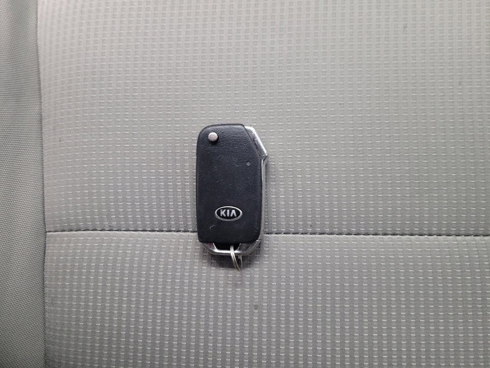 Used 2019 Kia Forte LXS image 32