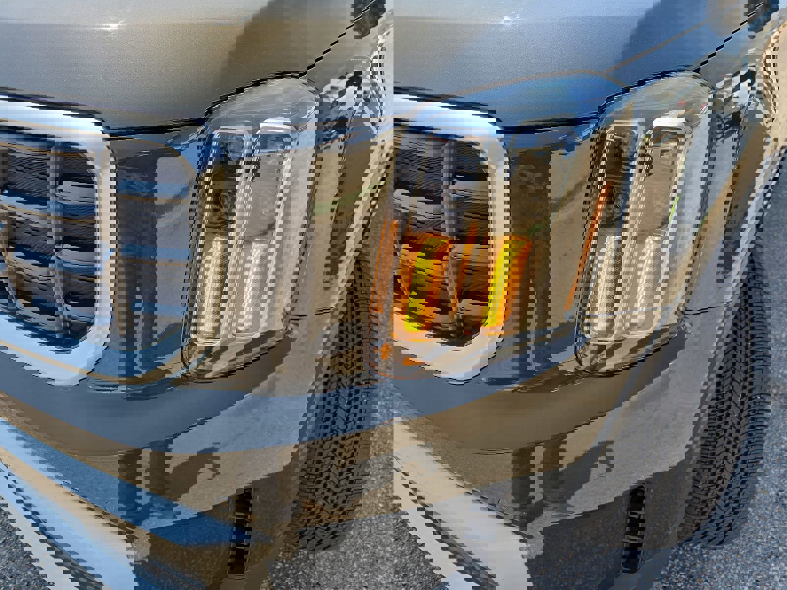 Used 2024 Kia Telluride SX w/ Towing Package image 34