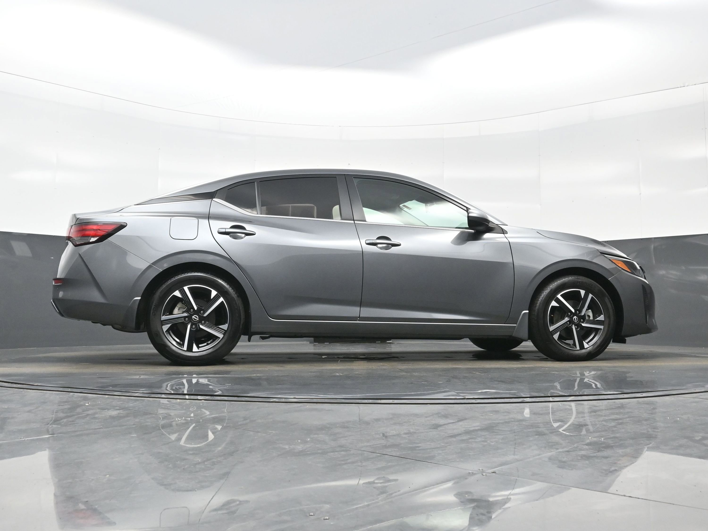 Used 2025 Nissan Sentra SV w/ All-Weather Package FWD image 30
