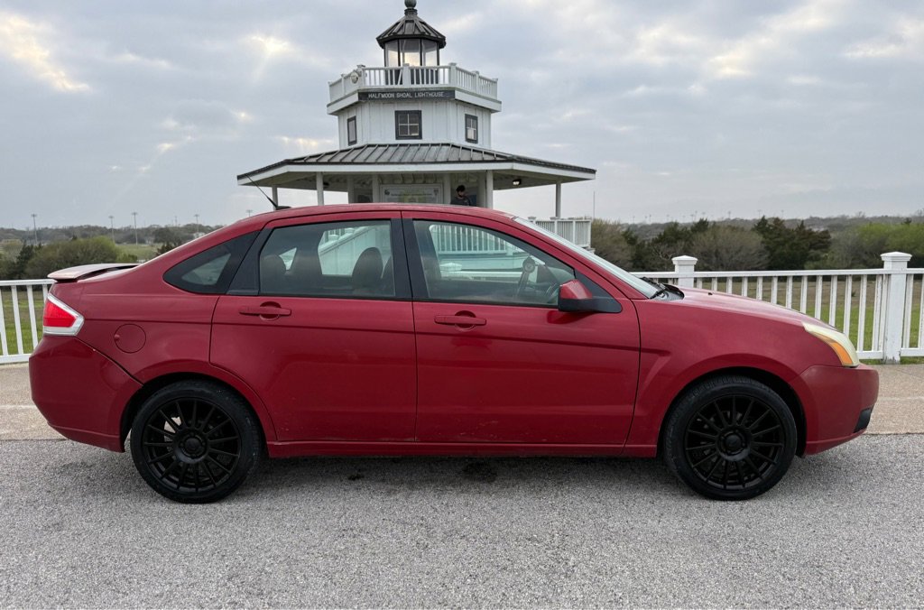 Used 2009 Ford Focus SES image 4