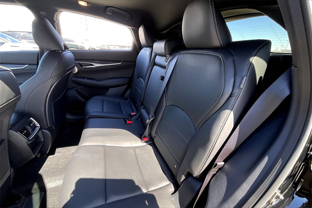 New 2025 INFINITI QX55 Essential image 10