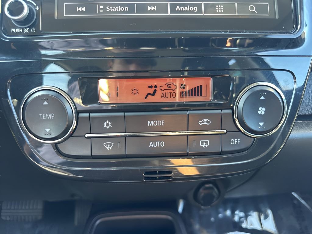 Used 2024 Mitsubishi Mirage ES image 17