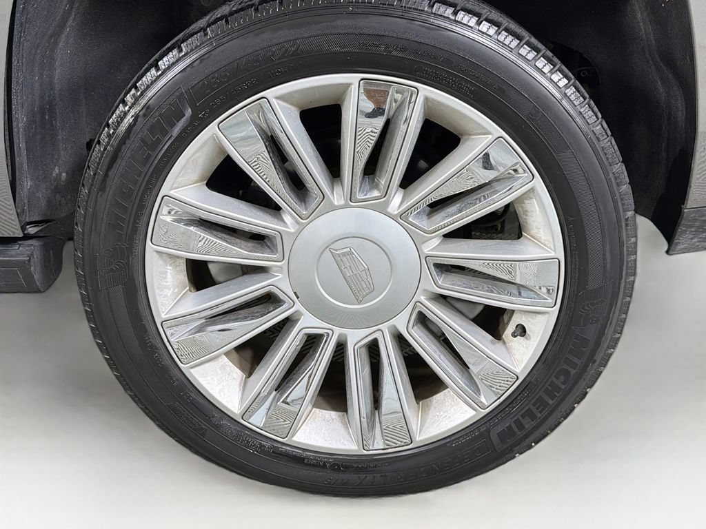 Used 2019 Cadillac Escalade Platinum AWD/4WD image 34