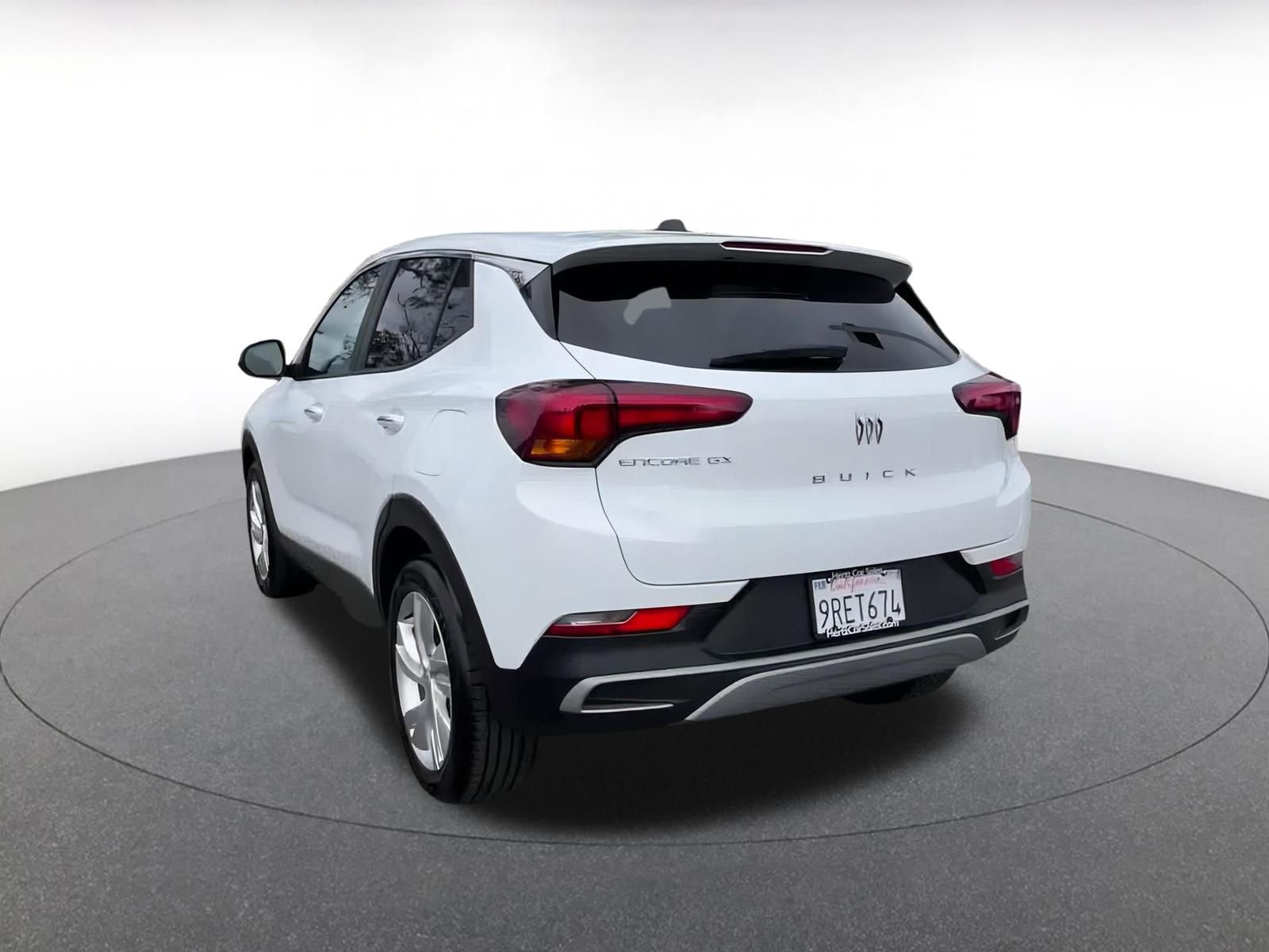 Used 2025 Buick Encore GX Preferred image 11