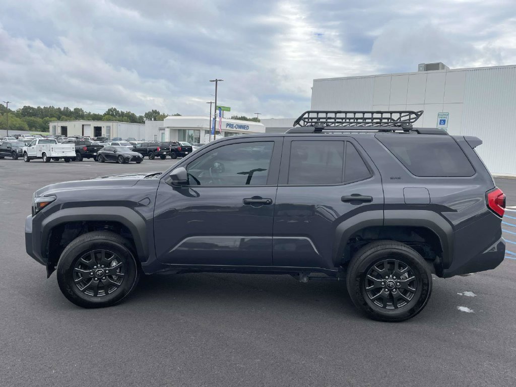 Used 2025 Toyota 4Runner SR5 RWD image 6