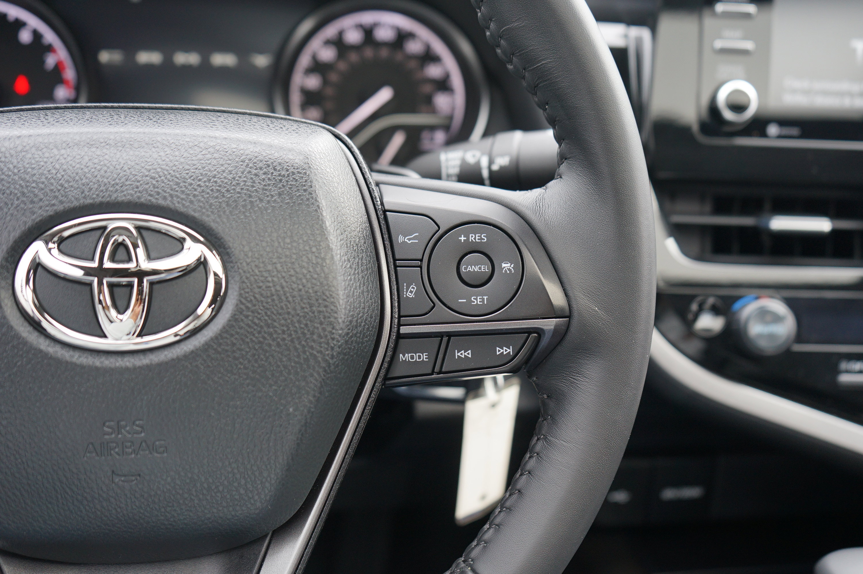Used 2023 Toyota Camry SE AWD/4WD image 25