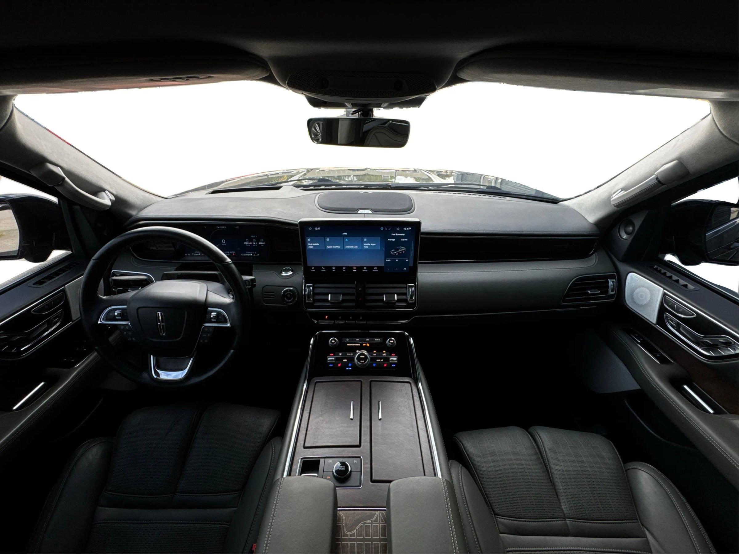 Used 2022 Lincoln Navigator Black Label image 23