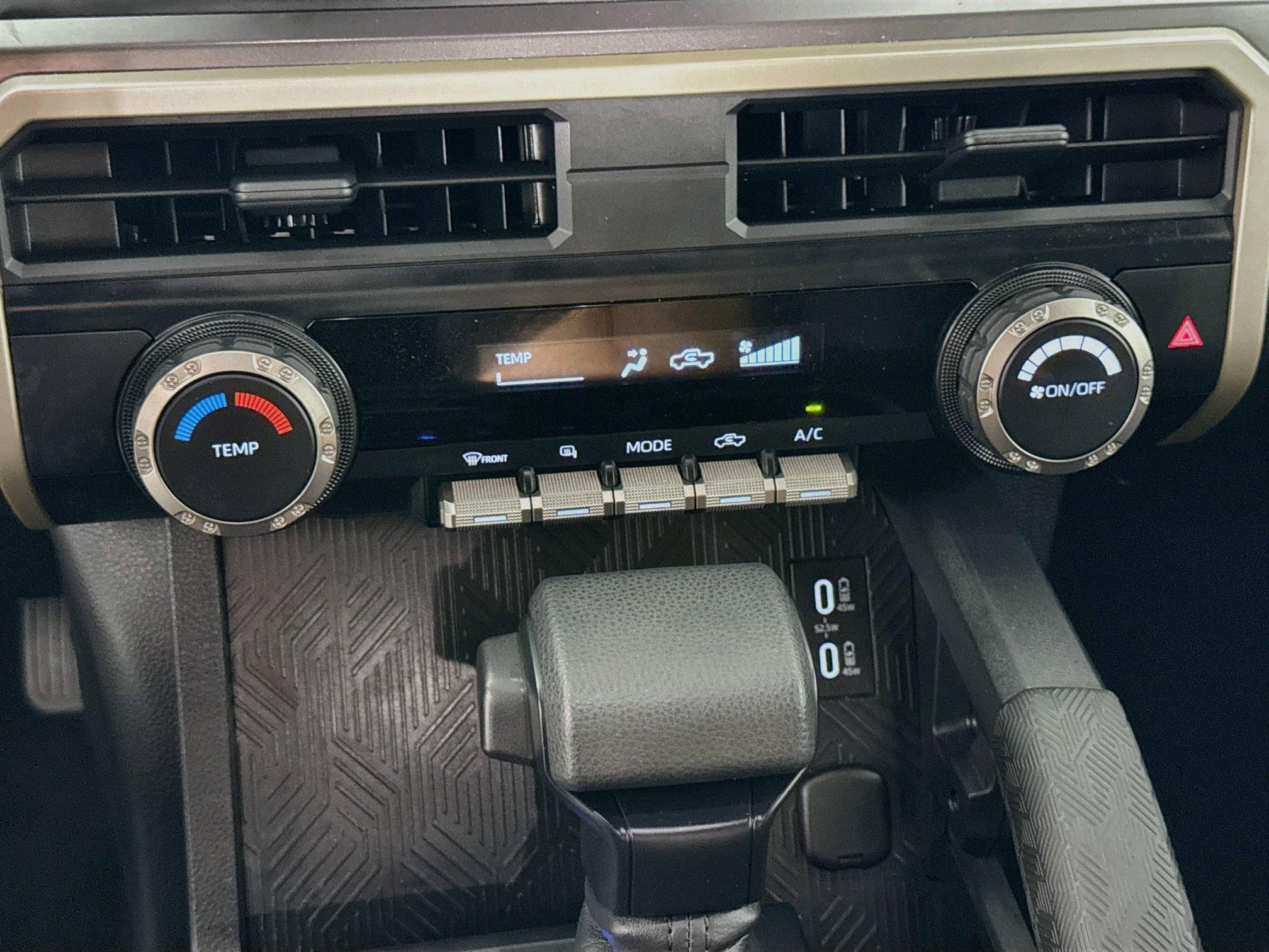 Certified 2026 Toyota Tacoma SR5 AWD/4WD image 17