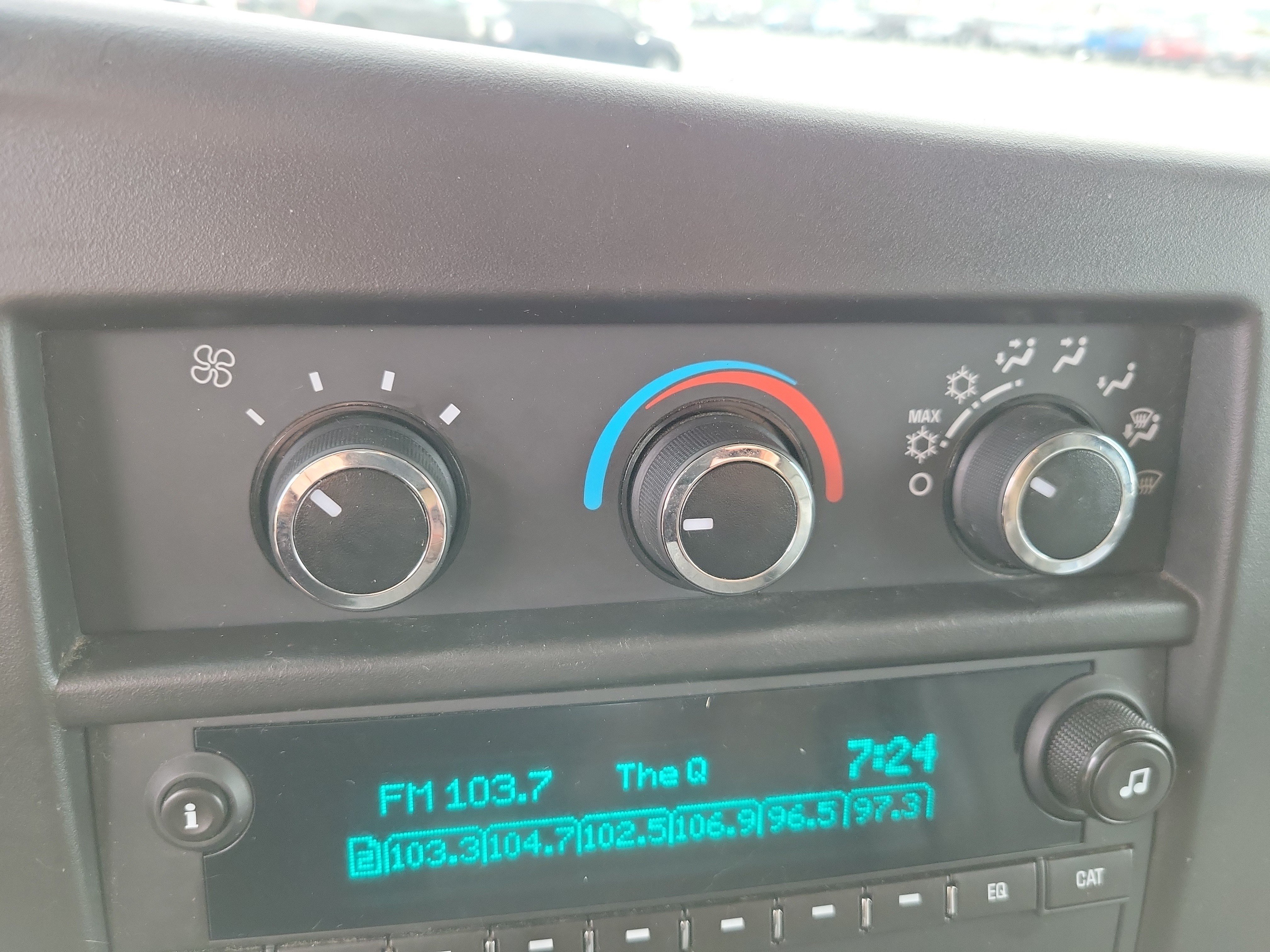 Used 2018 Chevrolet Express 2500 Extended RWD image 18