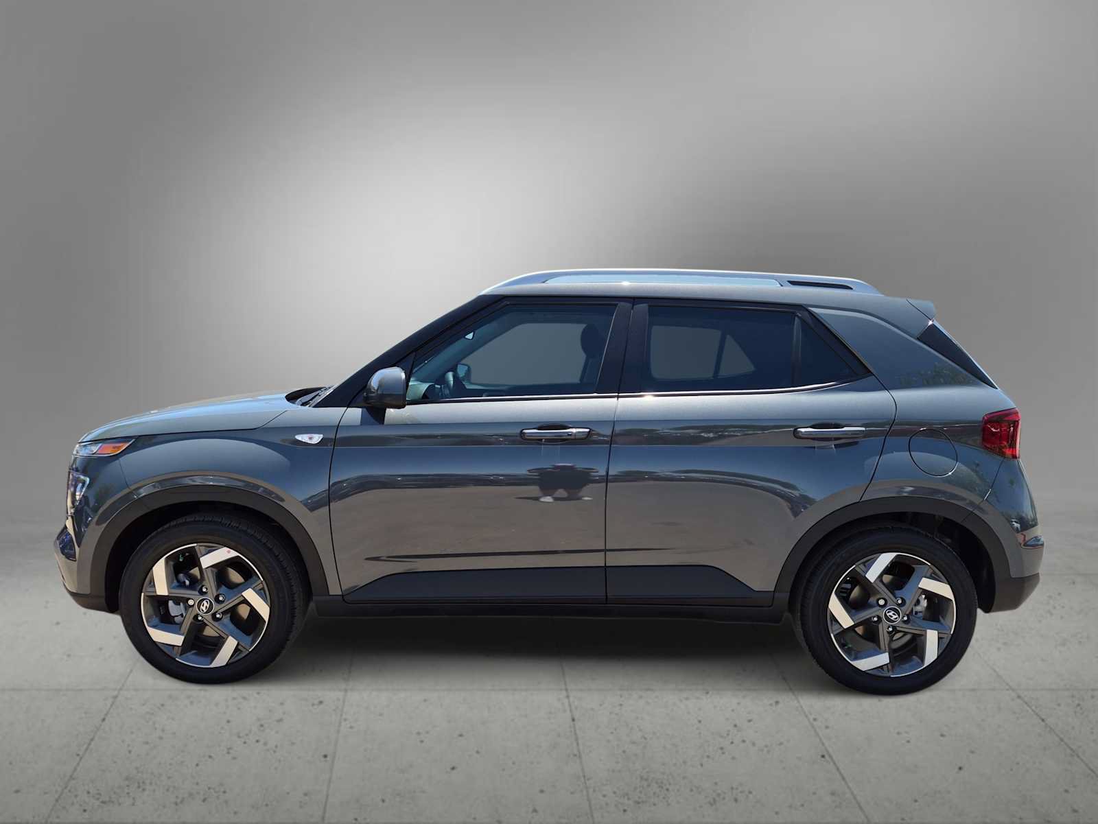 New 2026 Hyundai Venue SEL FWD image 5