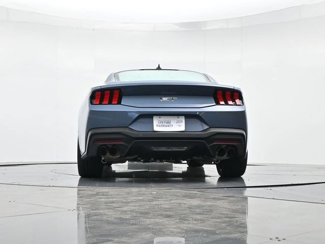 Used 2025 Ford Mustang GT Premium RWD image 16