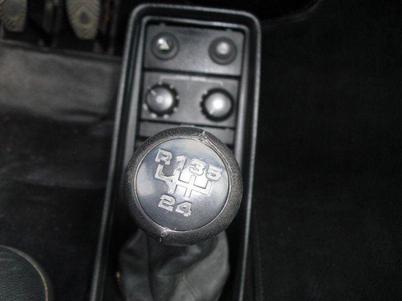 Used 1988 Porsche 911 Carrera RWD image 17