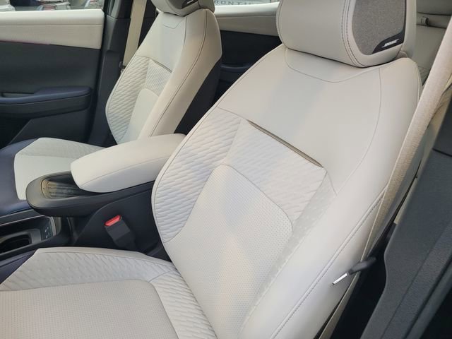 New 2026 Nissan Leaf Platinum+ w/ Cargo Package (Platinum+) image 8