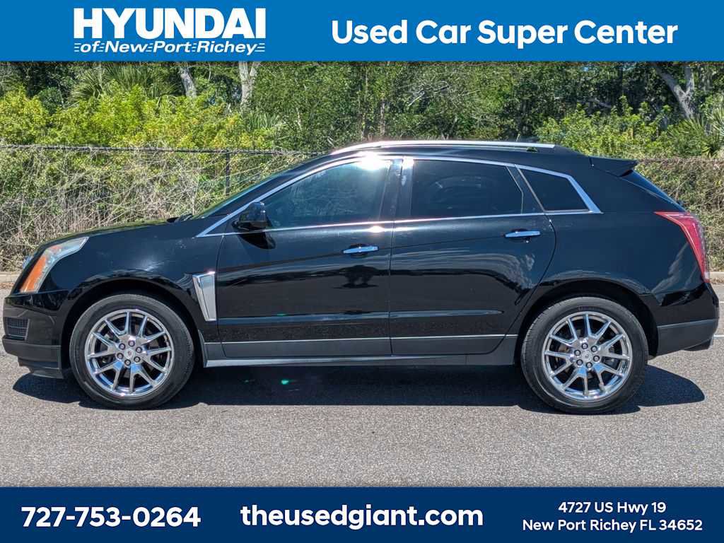 Used 2014 Cadillac SRX Luxury FWD image 2